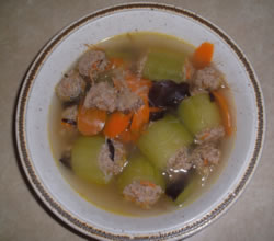 Gurkensuppe